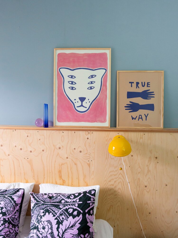 The Protector Big Pink Plakat