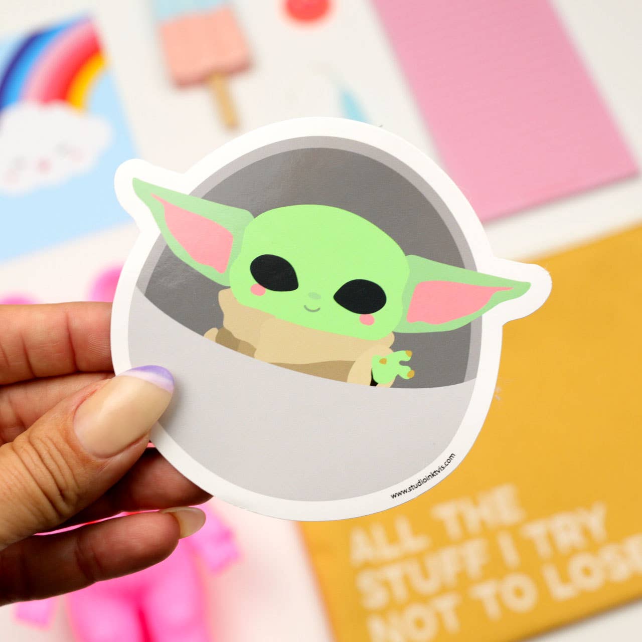 Baby Yoda Klistremerke