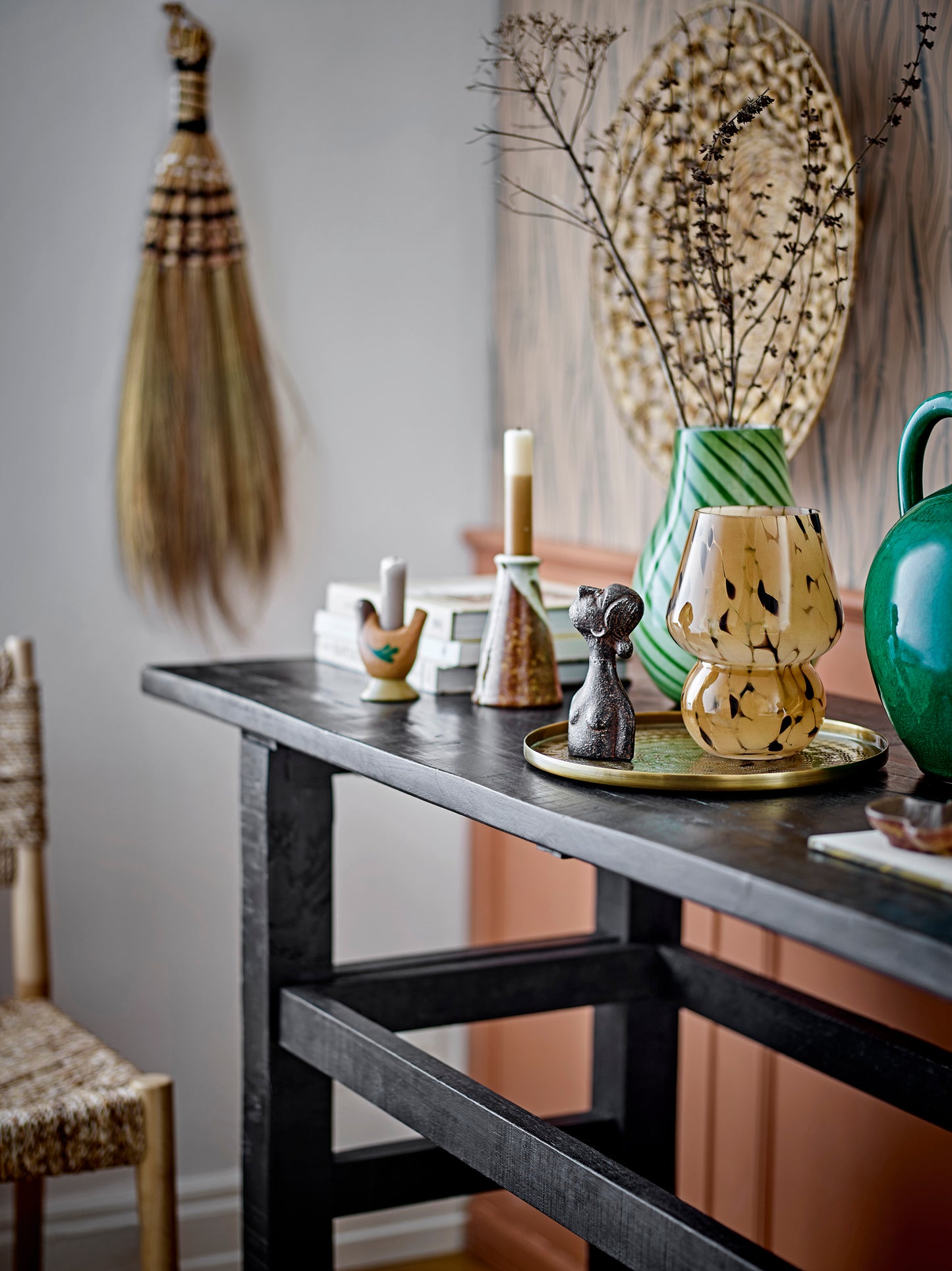 Leona Vase
