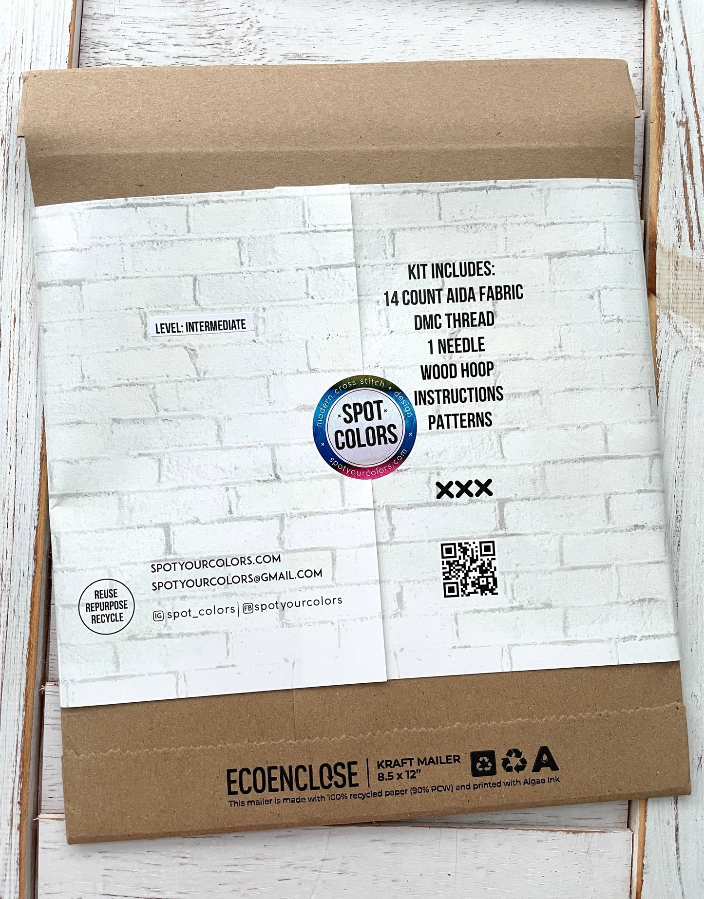 Kick Some Ass Broderisett