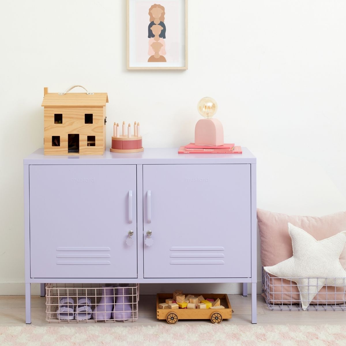 The Lowdown Lilac