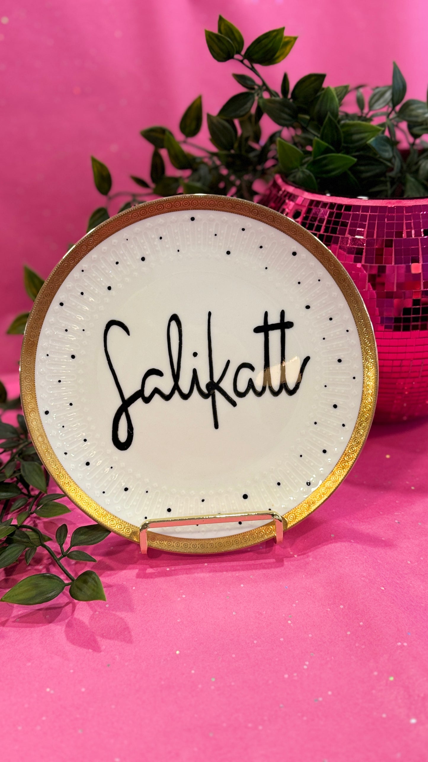 Salikatt Tallerken