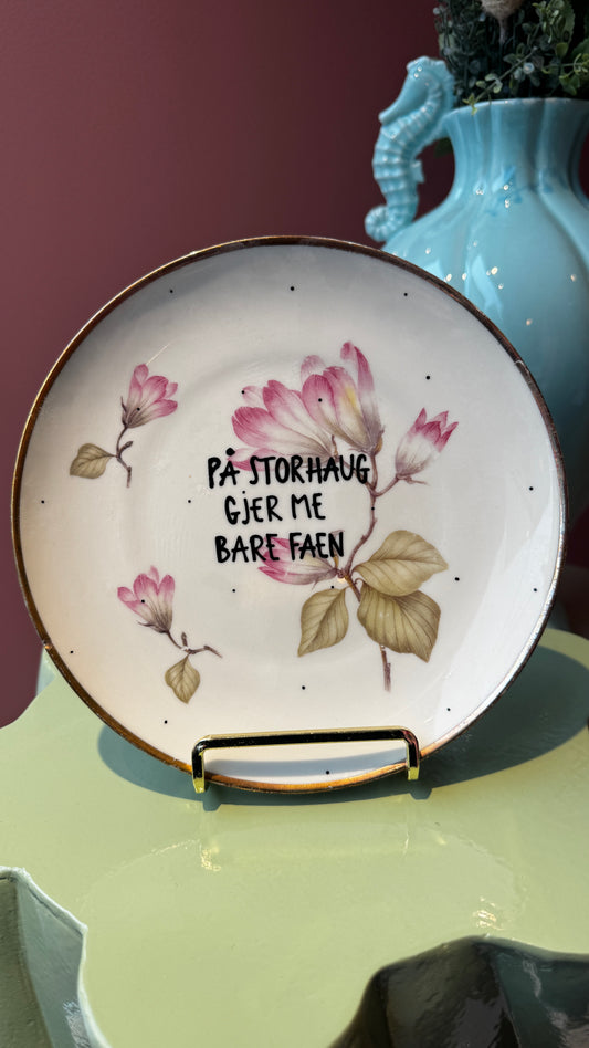 På Storhaug gjer me bare faen Tallerken