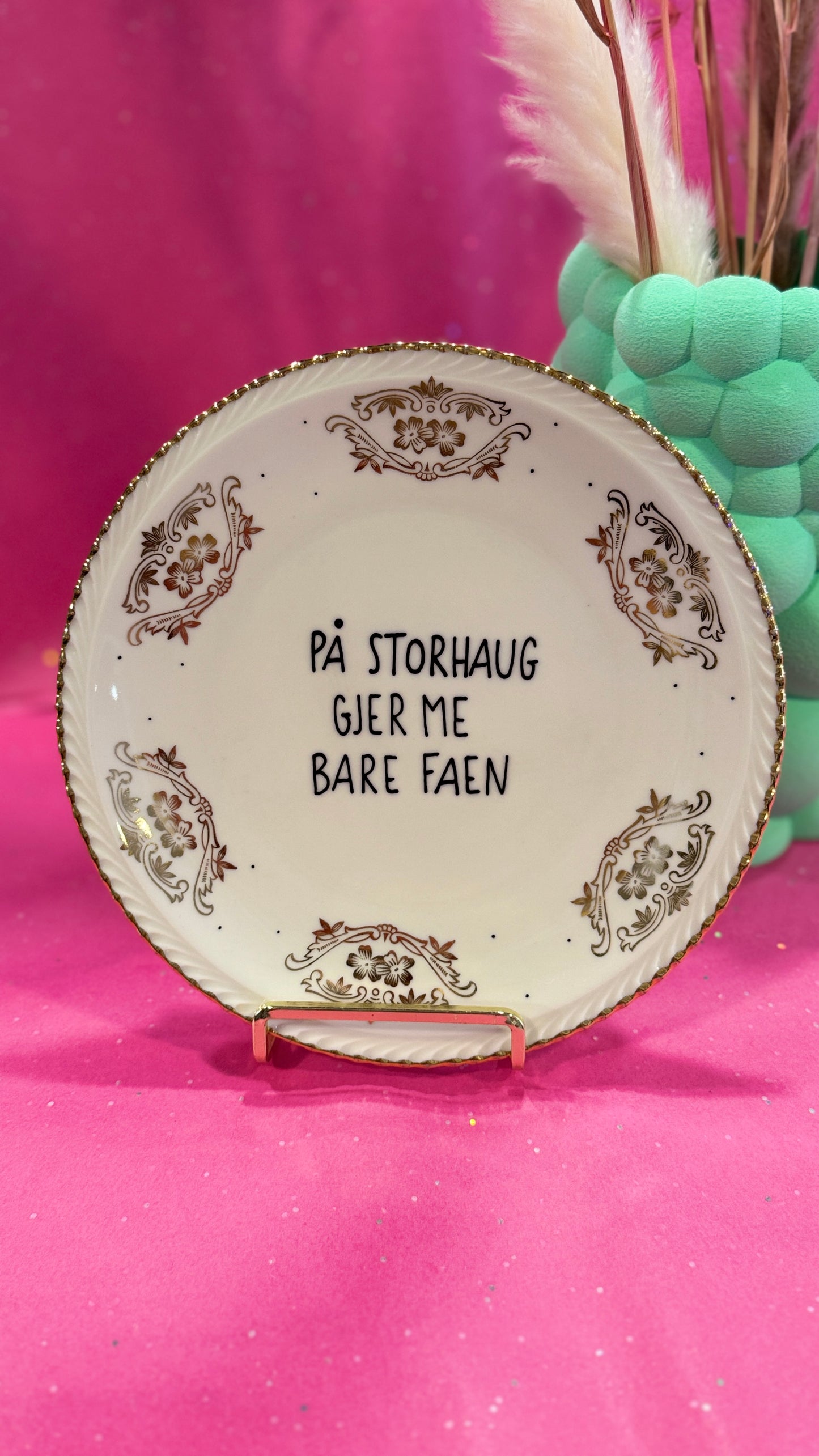 På Storhaug gjer me bare faen Tallerken
