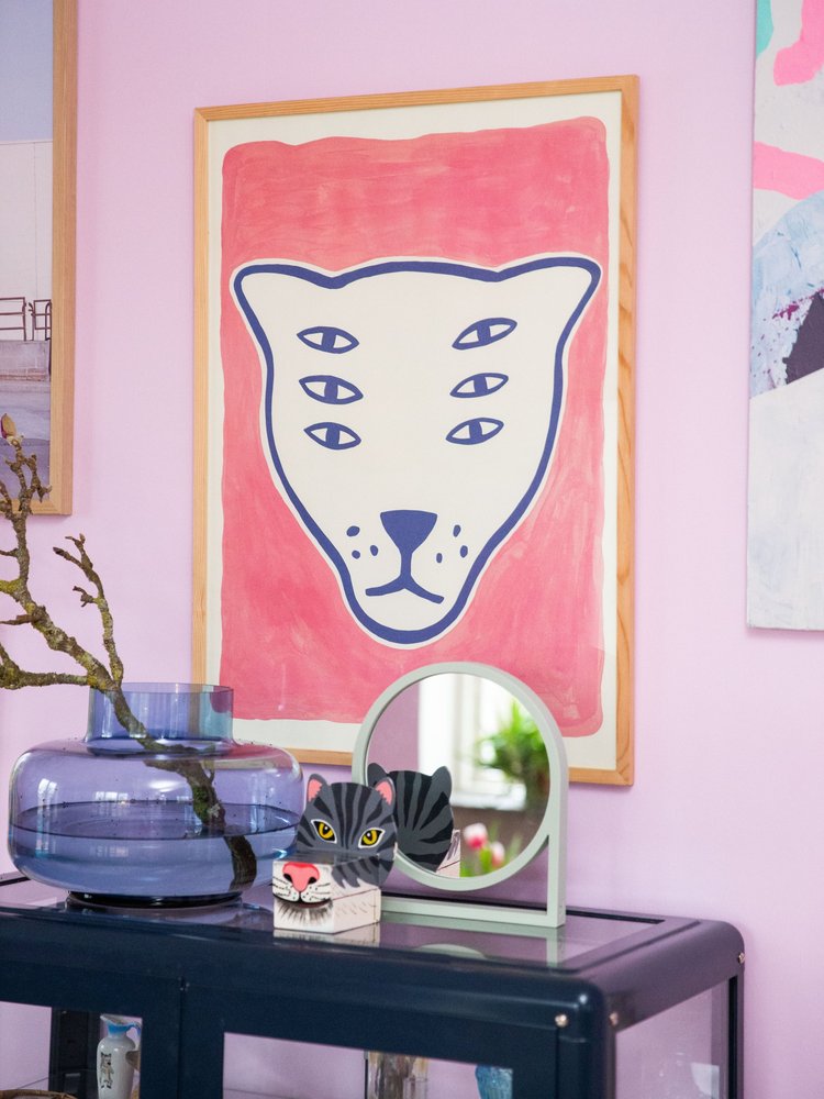 The Protector Big Pink Plakat