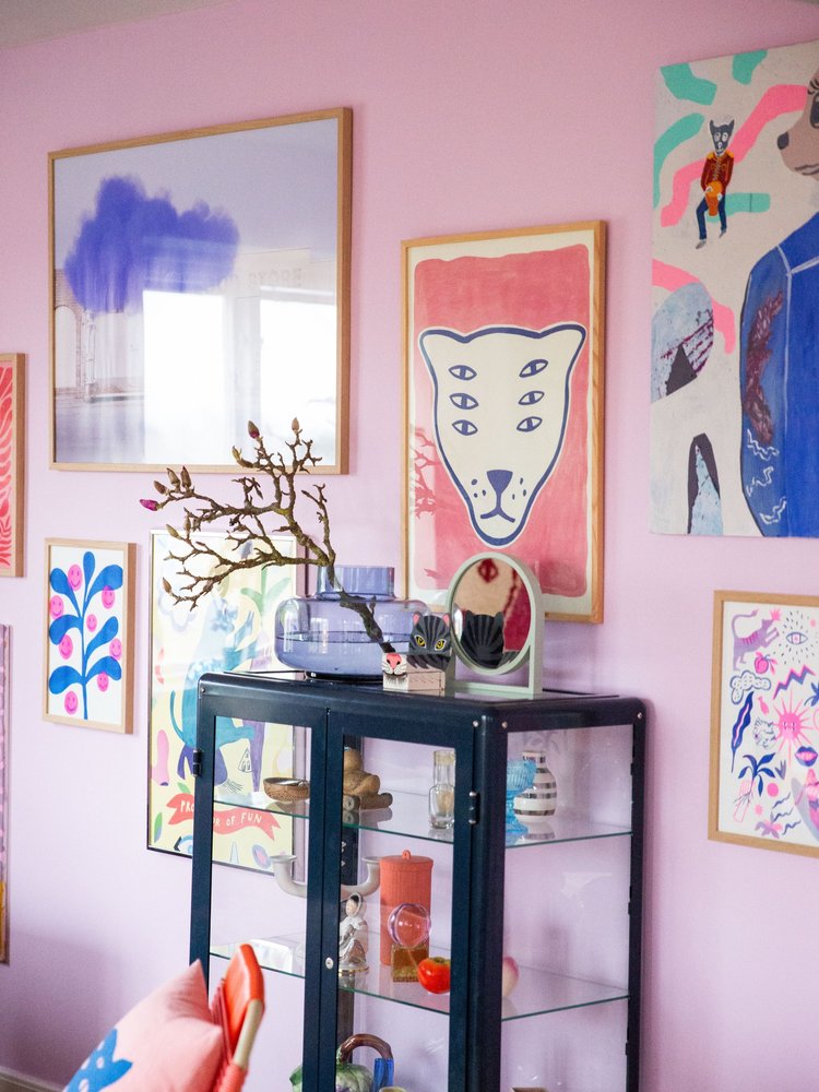 The Protector Big Pink Plakat