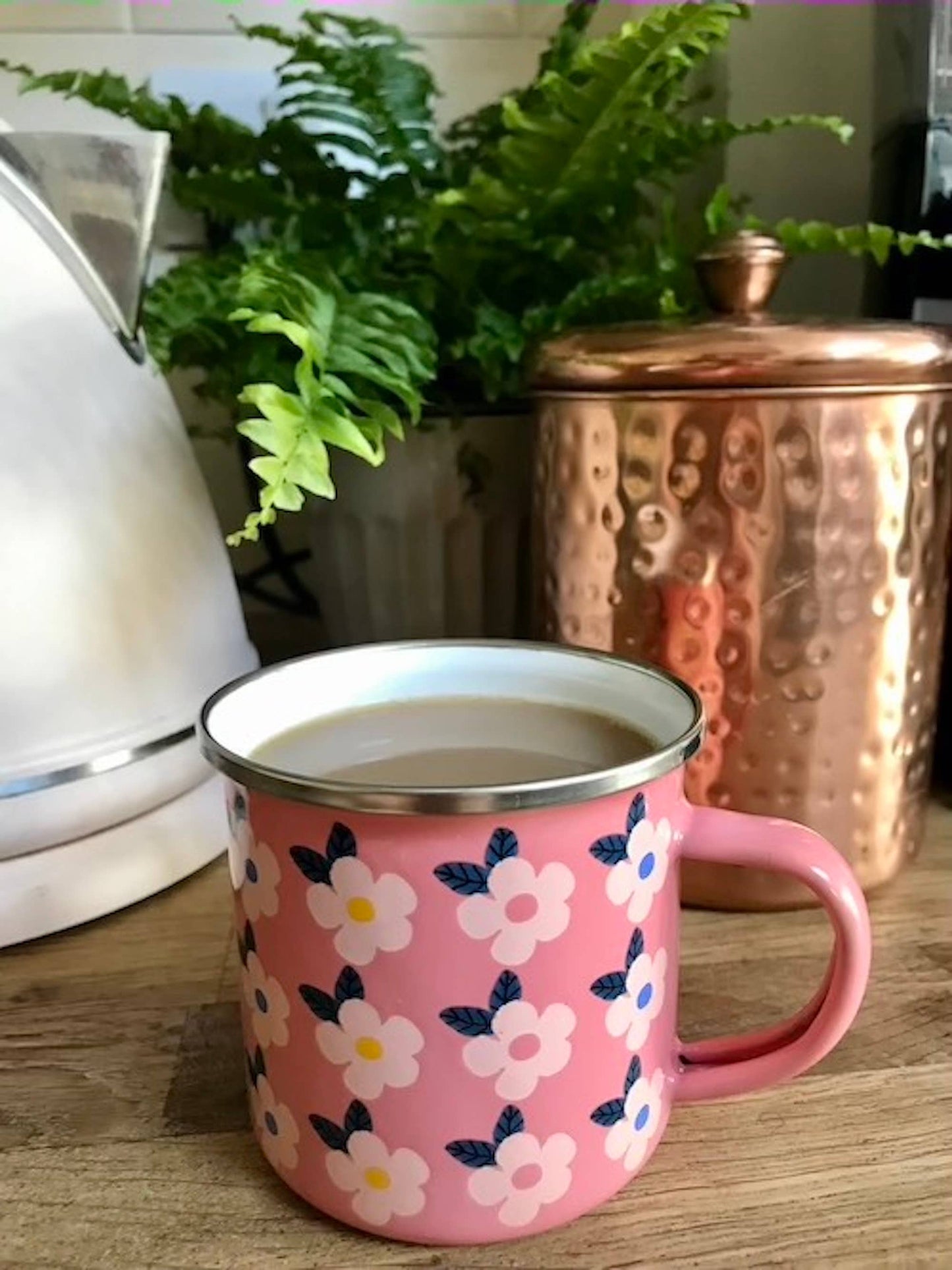 Emaljert Retro Kopp
