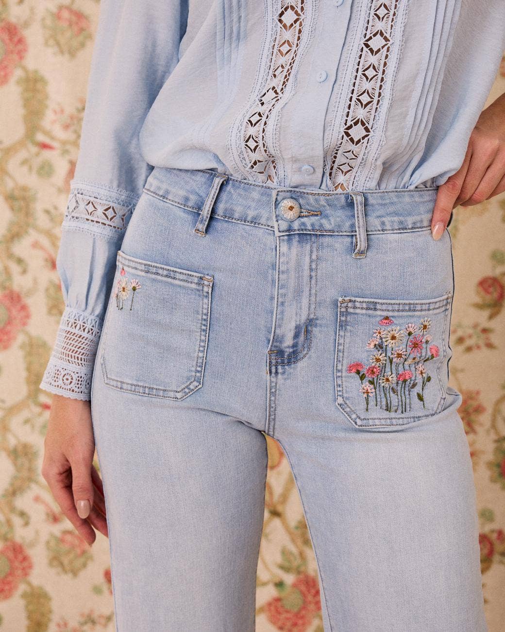 Niki Jeans