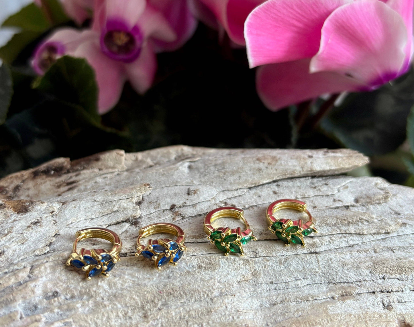 Leaf Huggie Øredobber