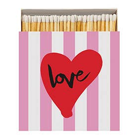 Love Fyrstikker
