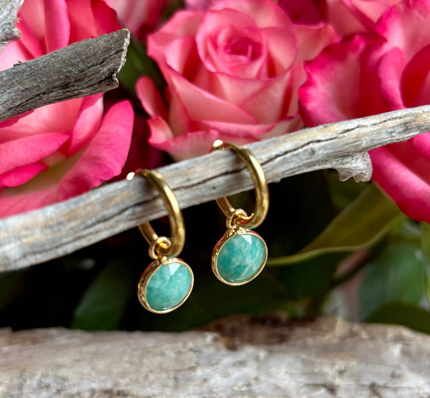 Huggie Stones Øredobber