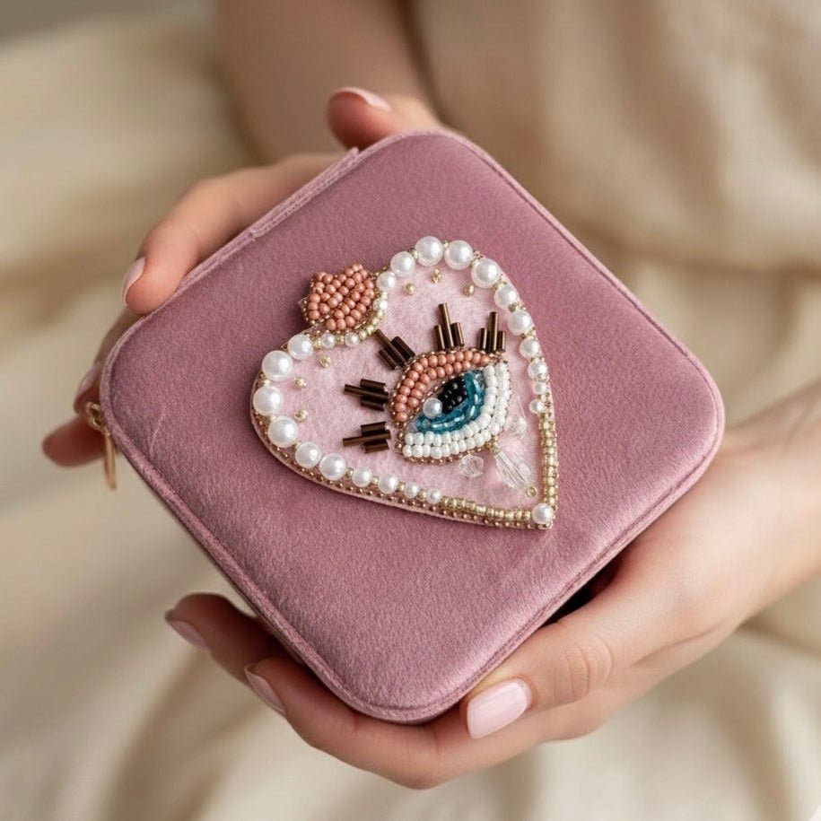 Pink Protective Eye Smykkeskrin