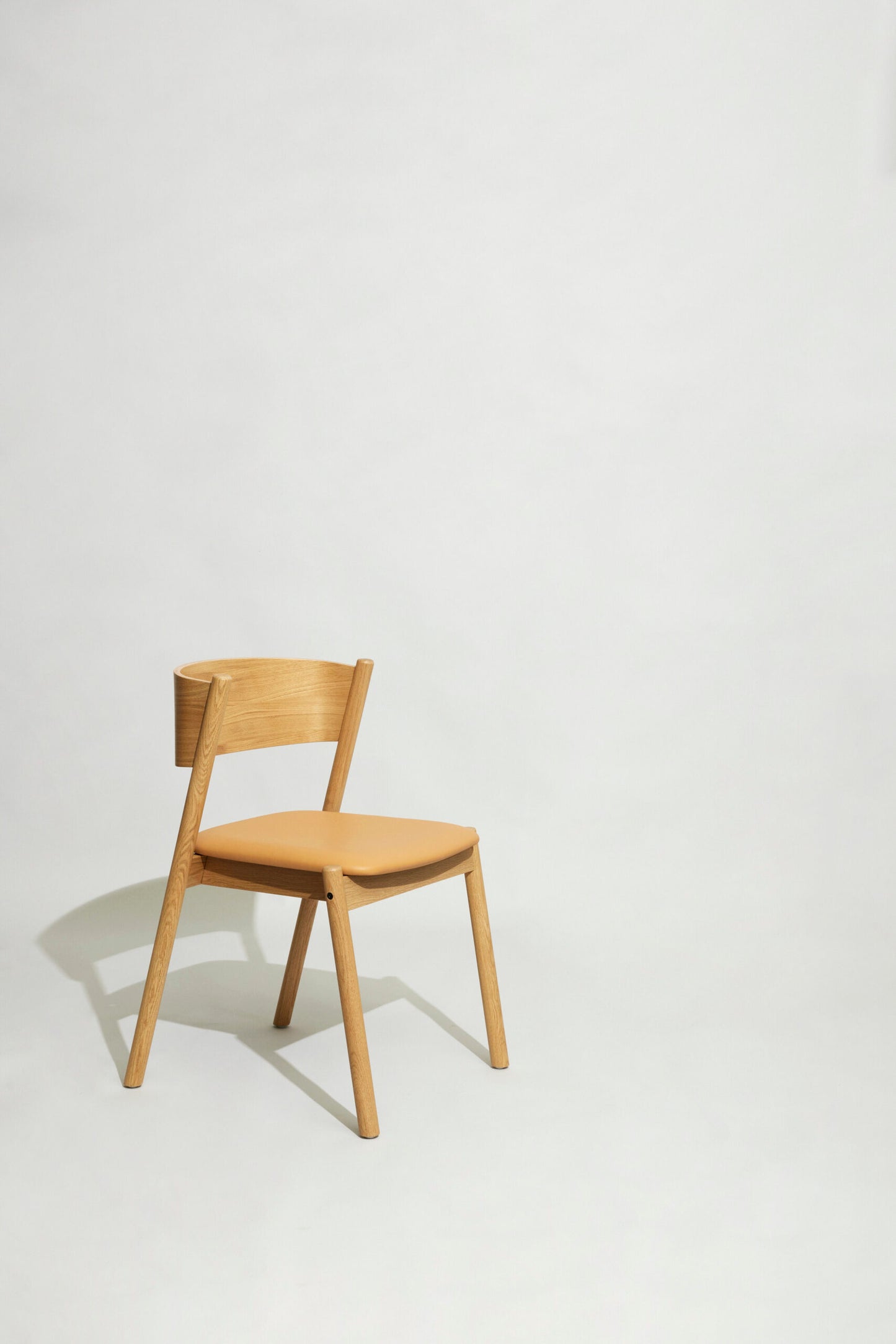 Oblique Spisestol Natur Sete