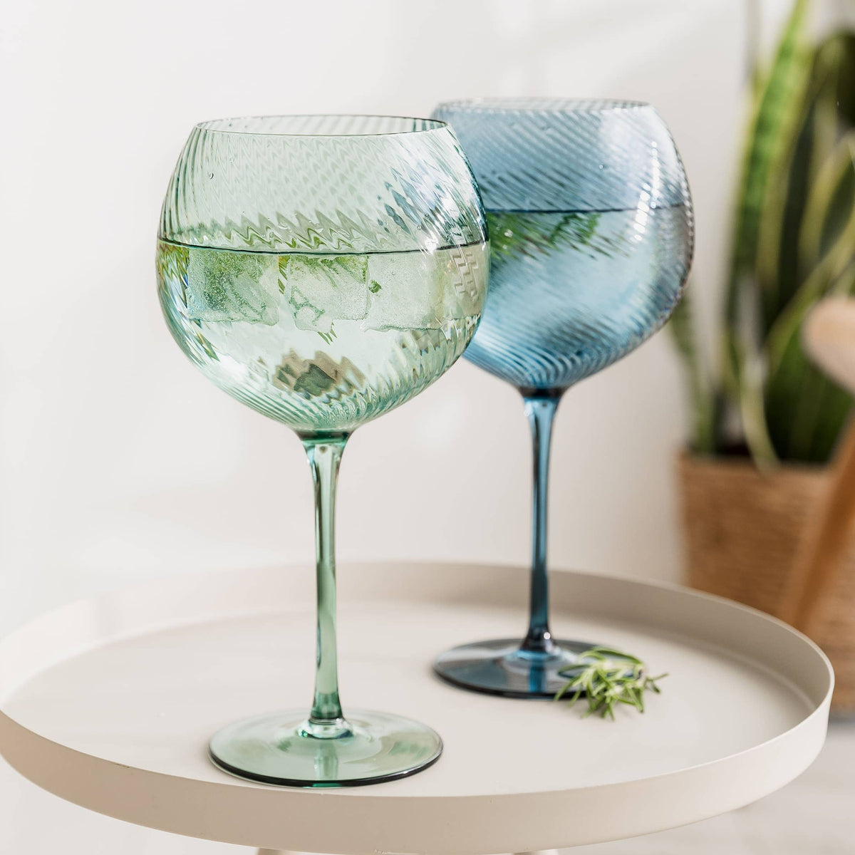 Twist Gin Glass Blue