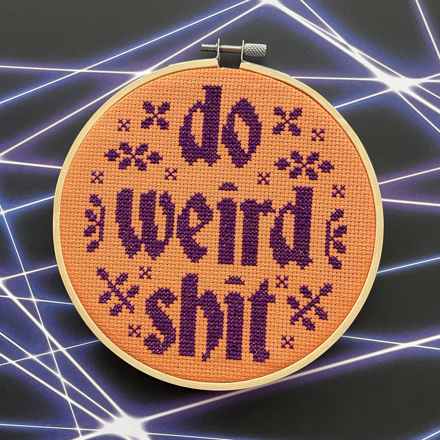 Do Weird Shit Broderisett