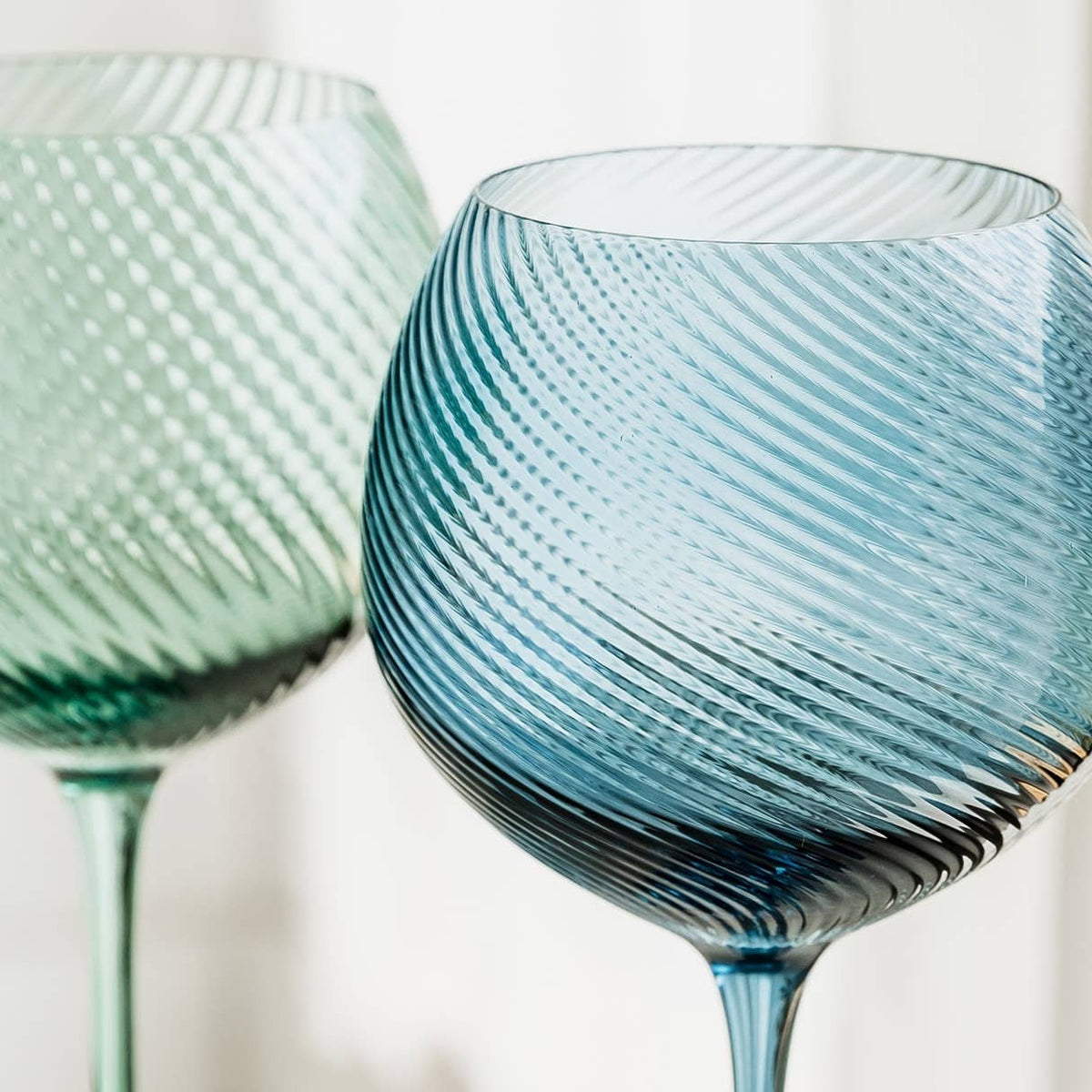 Twist Gin Glass Blue