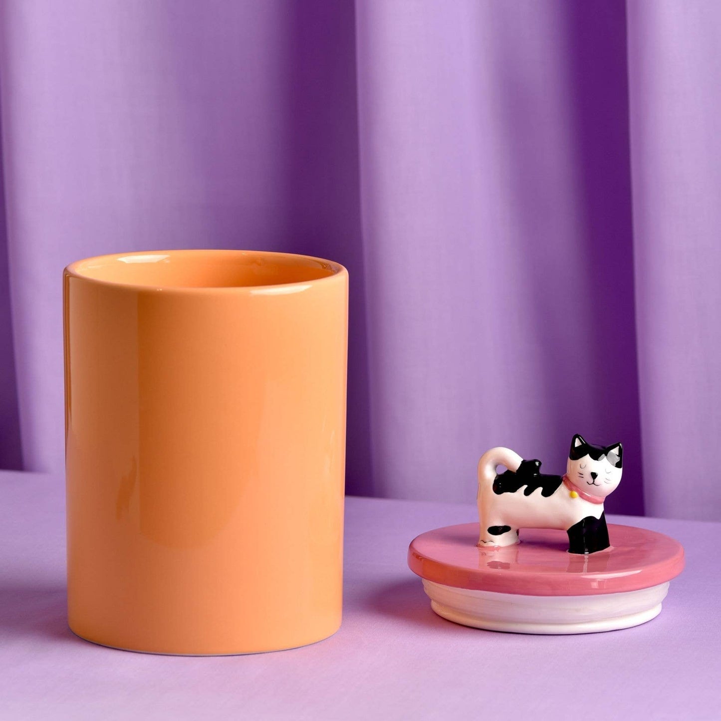 Raspberry Blossom Katt Krukke