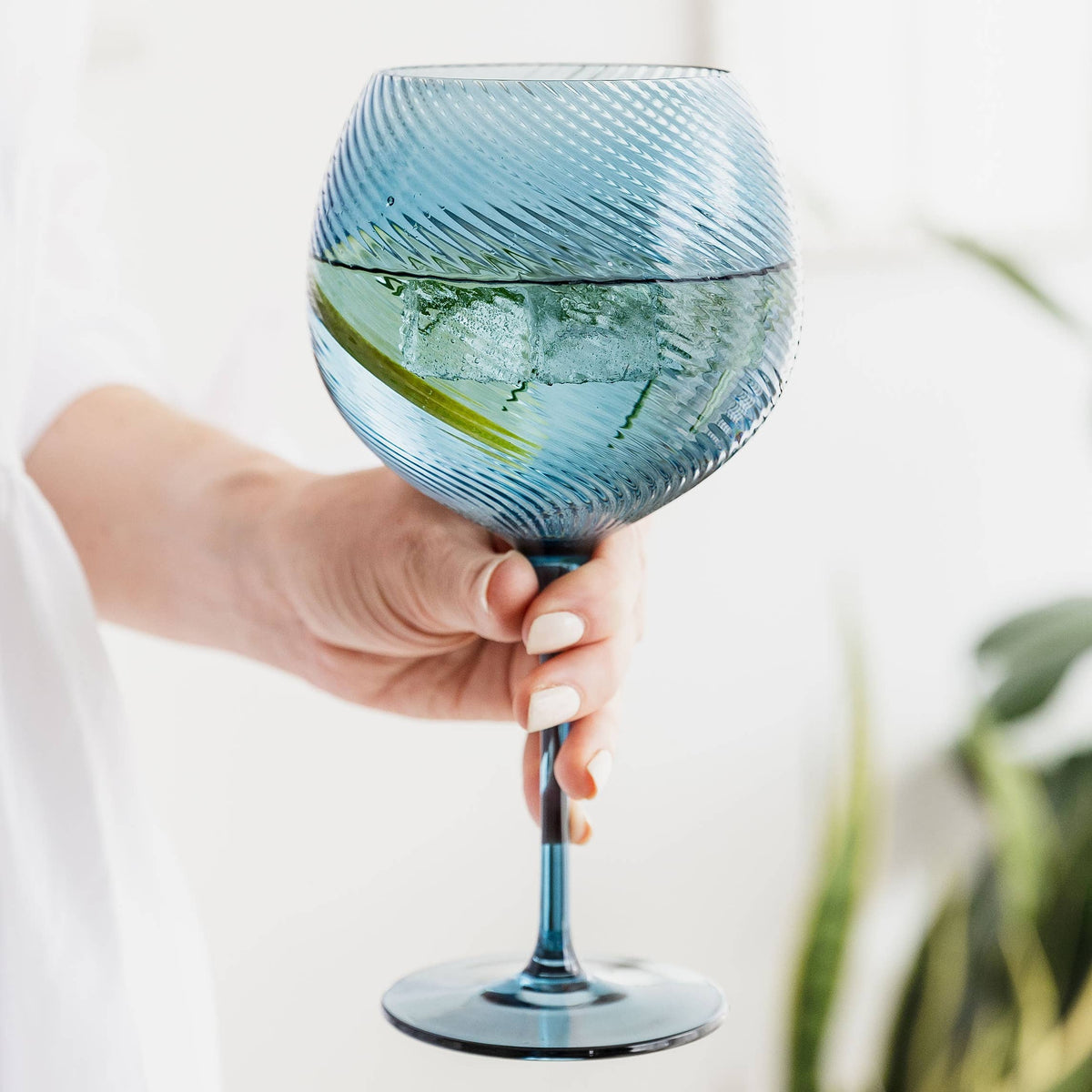 Twist Gin Glass Blue