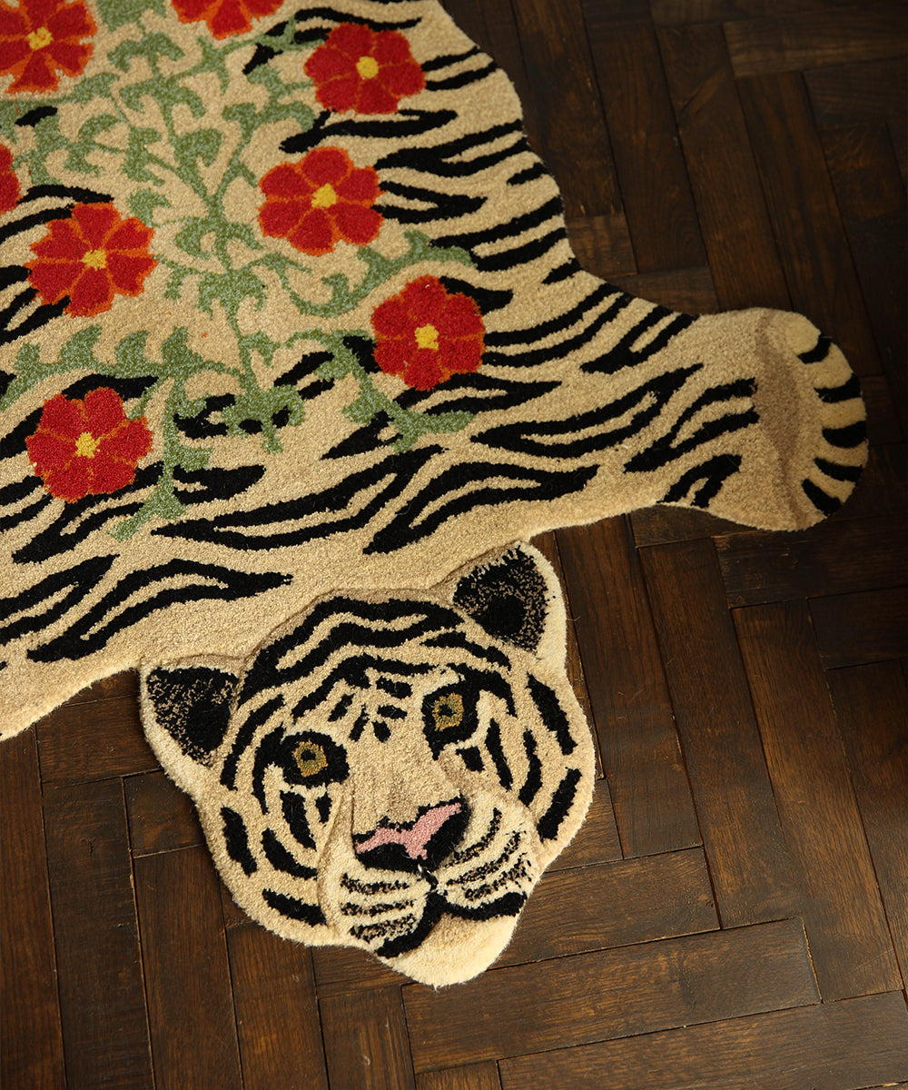 Floral White Tiger Teppe