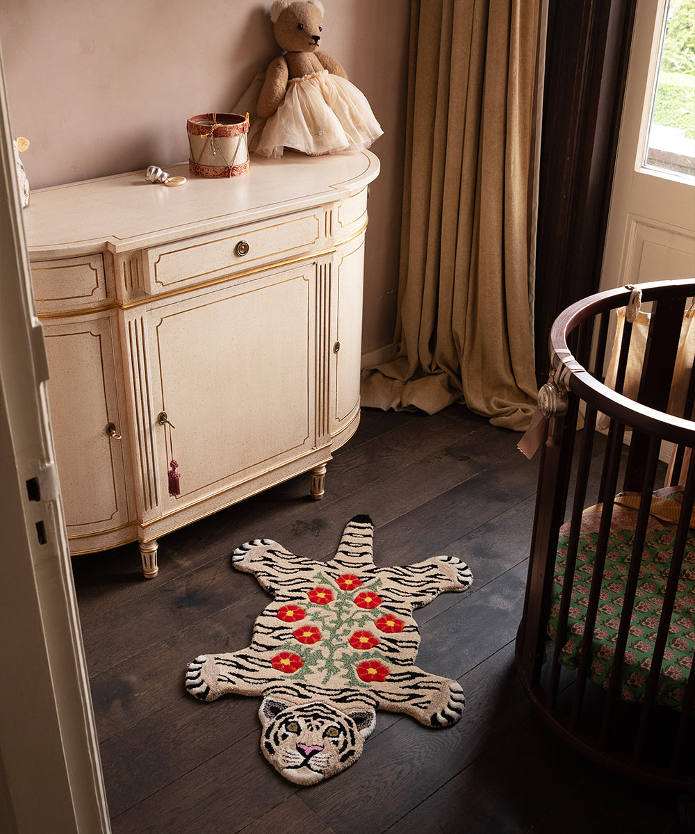 Floral White Tiger Teppe