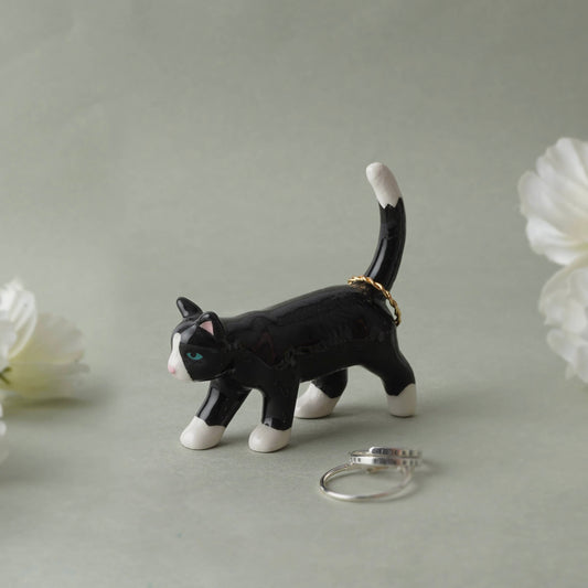 Black Cat Ringeholder