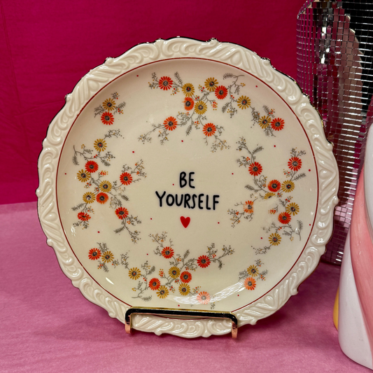 Be yourself Tallerken