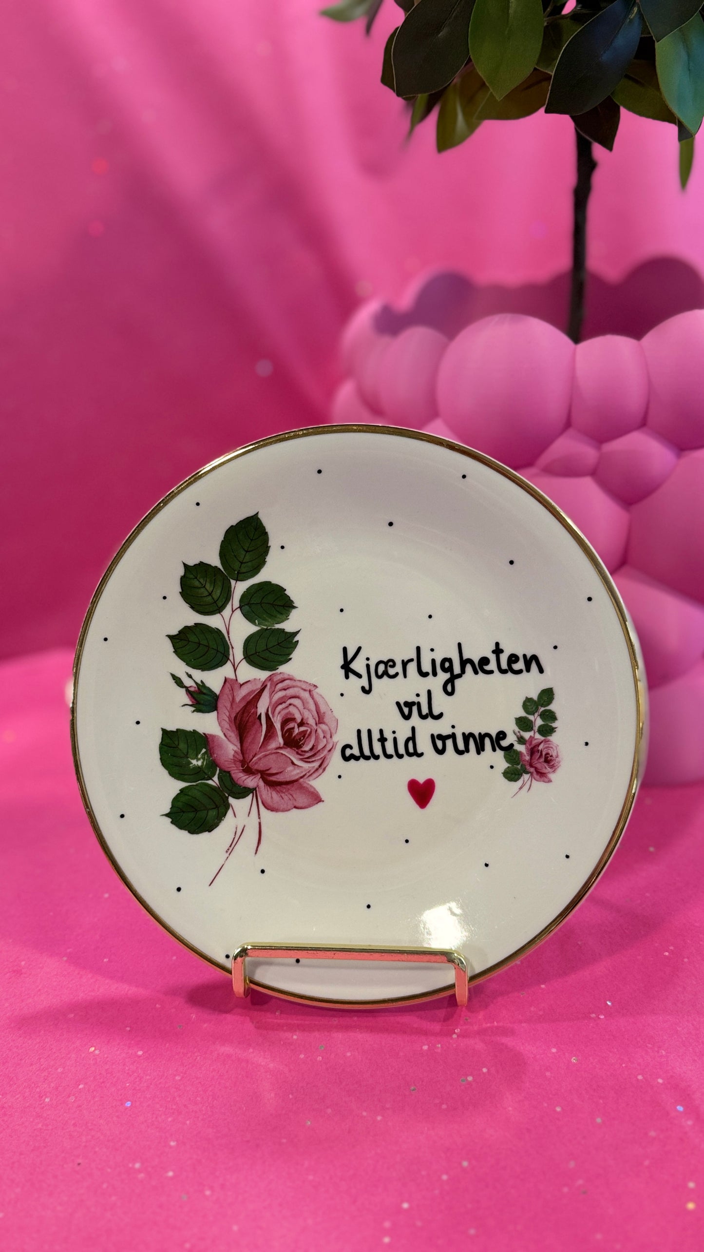 Kjærligheten vil alltid vinne Tallerken