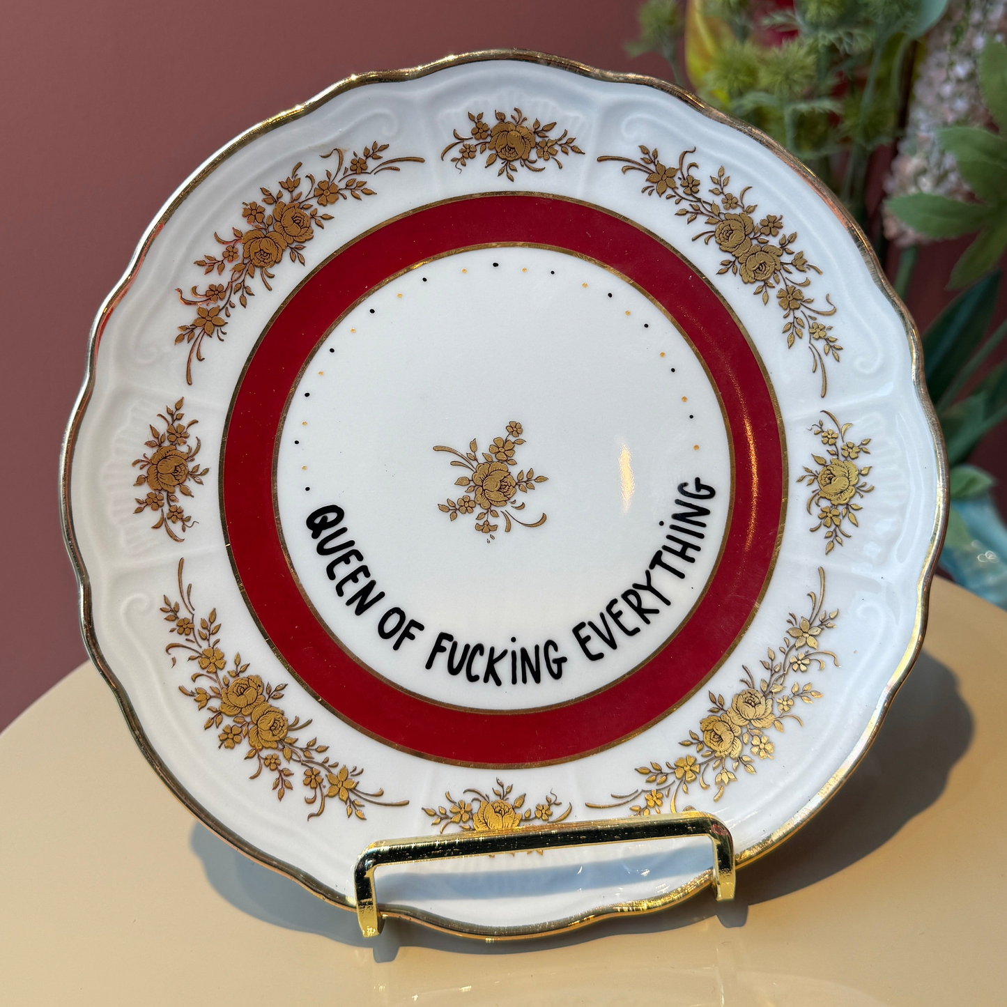 Queen of fucking everything Tallerken