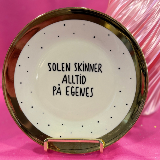 Solen skinner alltid på Egenes Tallerken