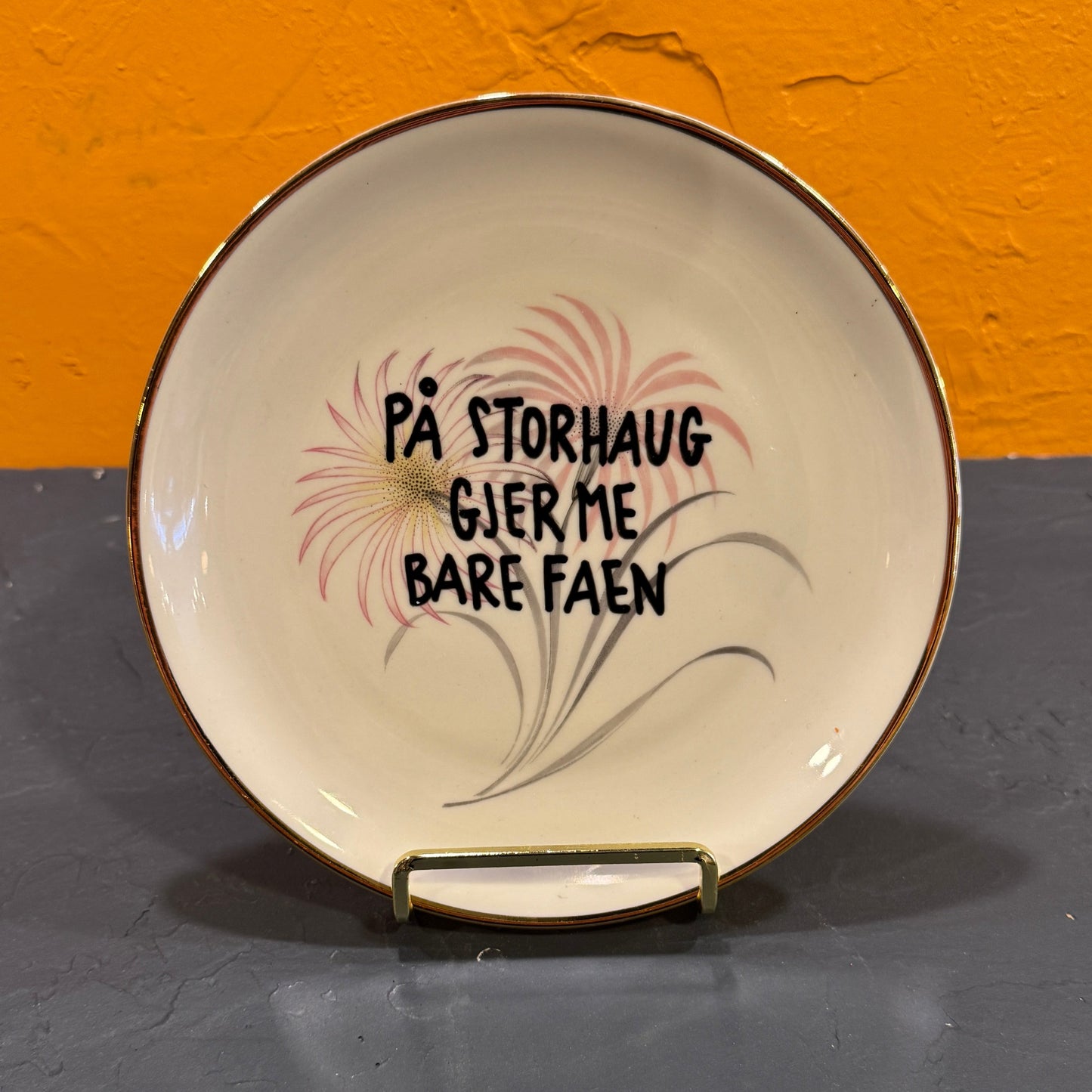 På Storhaug gjer me bare faen Tallerken