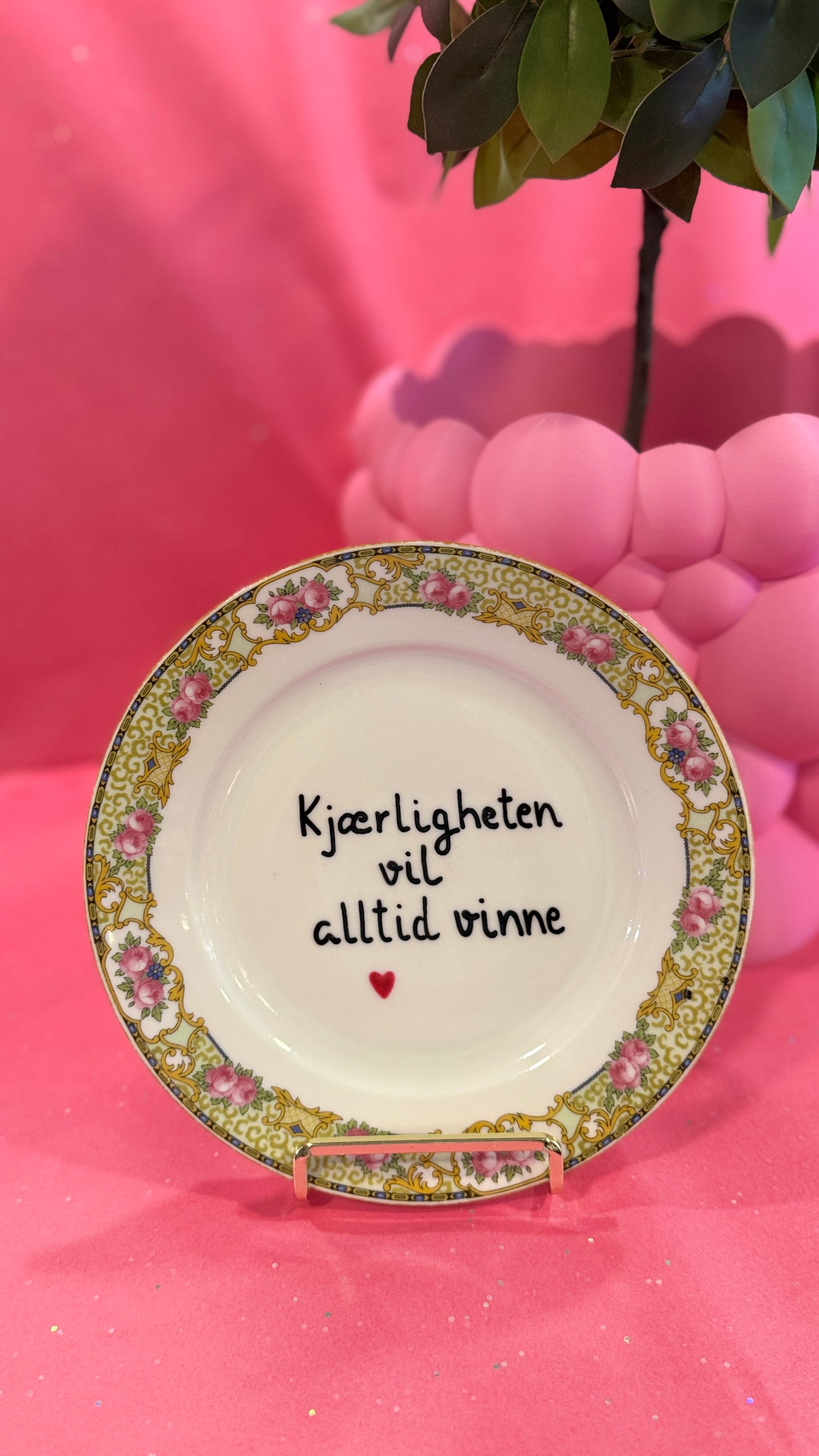 Kjærligheten vil alltid vinne Tallerken