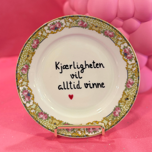 Kjærligheten vil alltid vinne Tallerken