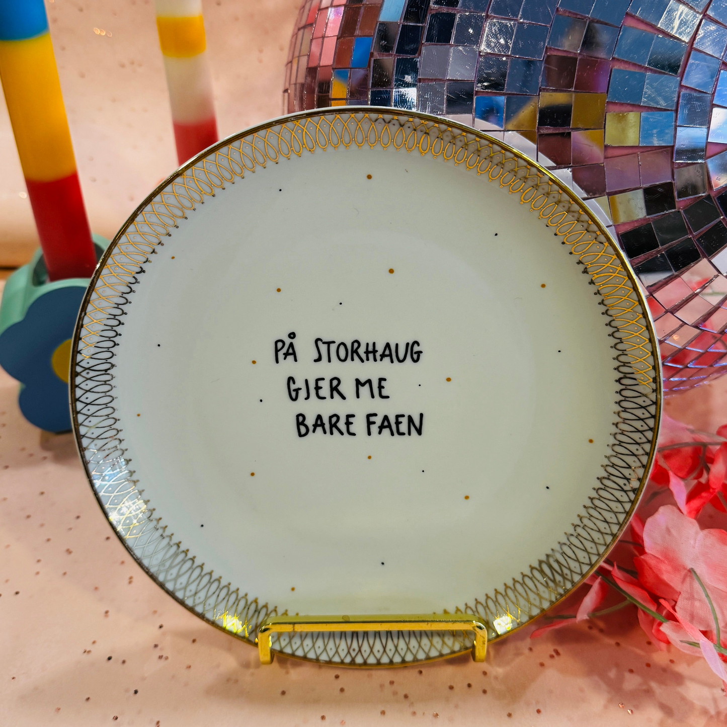 På Storhaug gjer me bare faen Tallerken