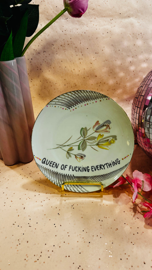 Queen of fucking everything Tallerken