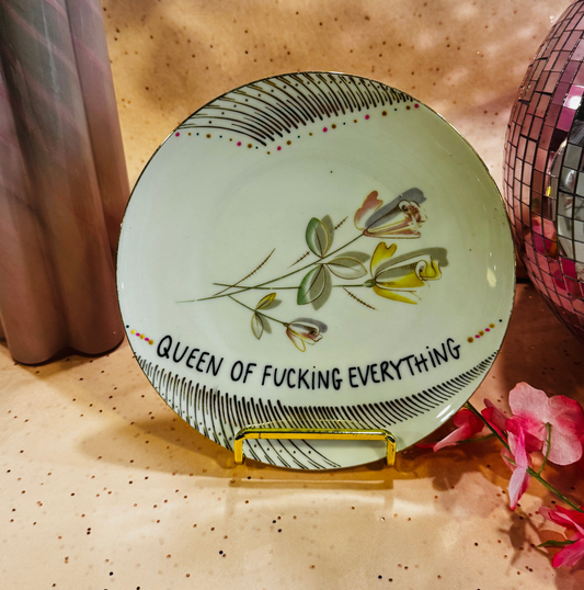 Queen of fucking everything Tallerken