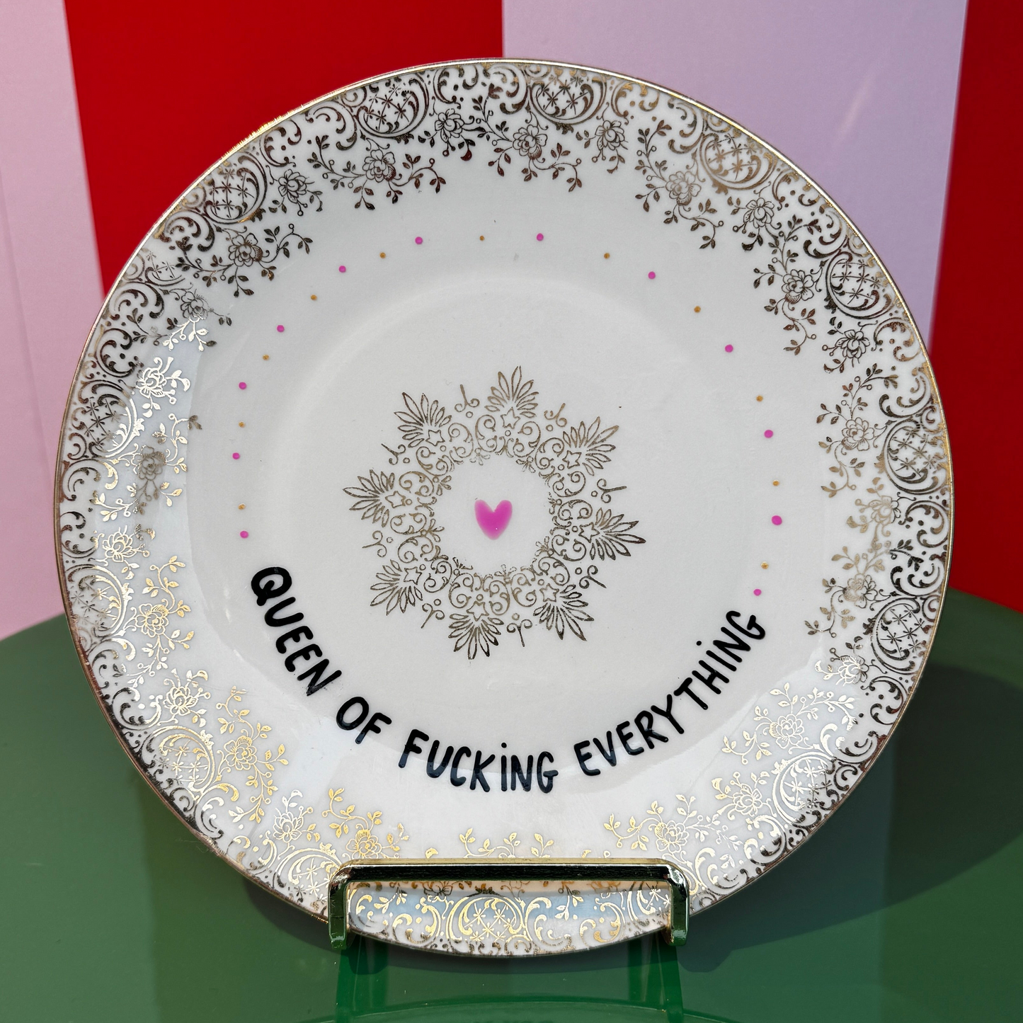 Queen of fucking everything Tallerken