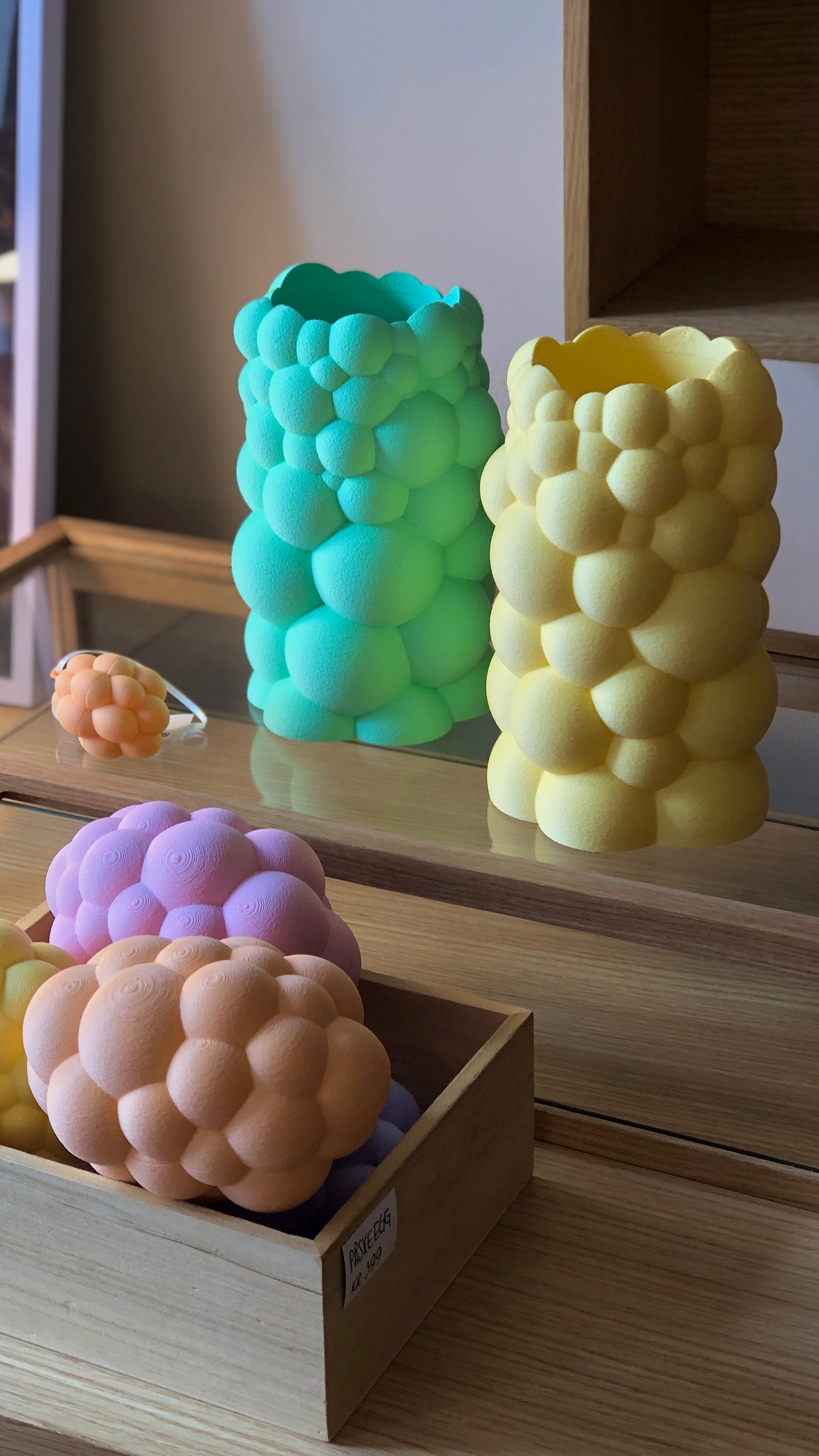 Bubble Fuzzy Vase