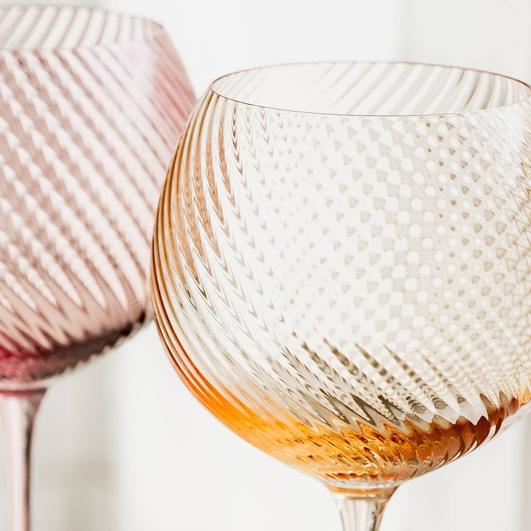 Twist Gin Glass Pink