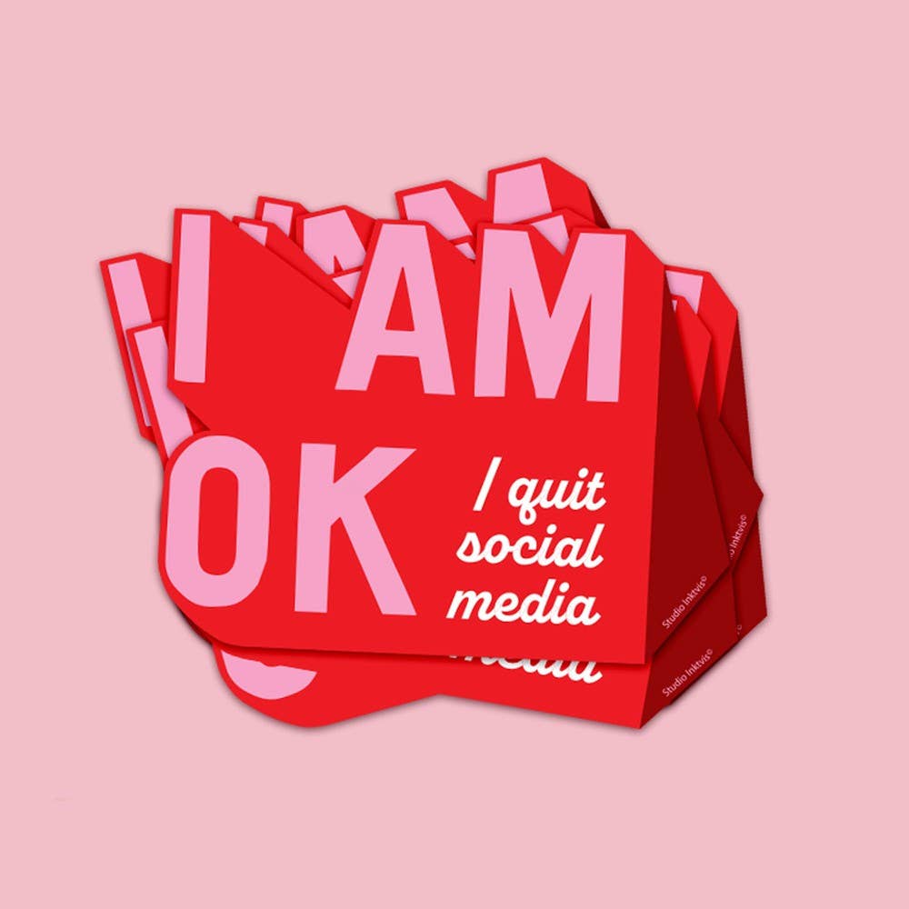 Quit social media Klistremerke