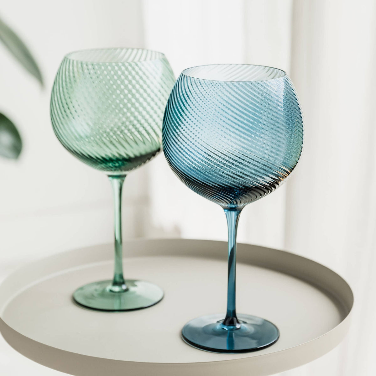 Twist Gin Glass Blue