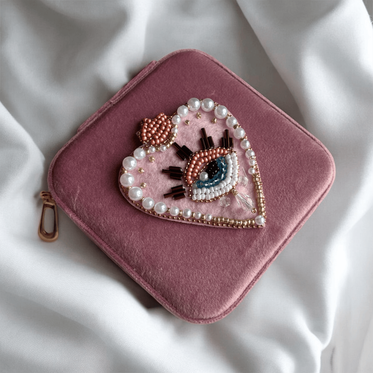 Pink Protective Eye Smykkeskrin