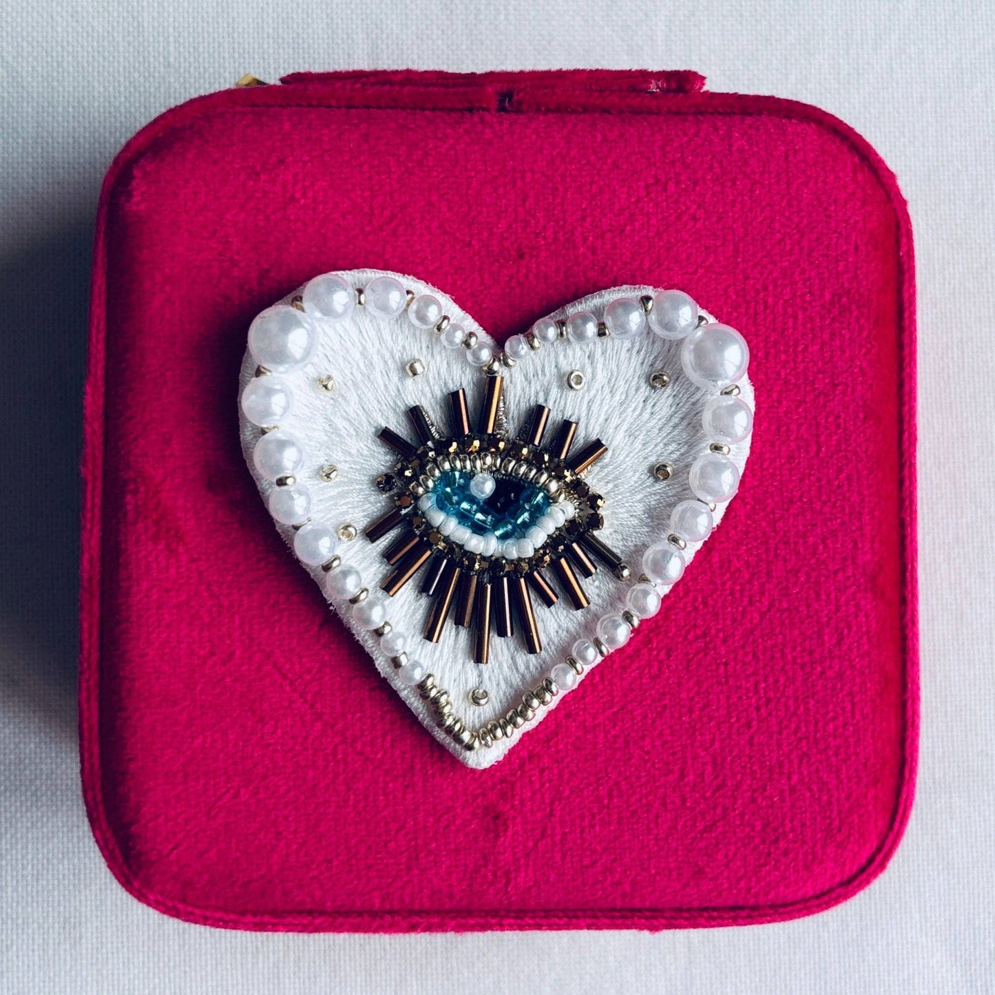 Protective Eye Reisesmykkeskrin