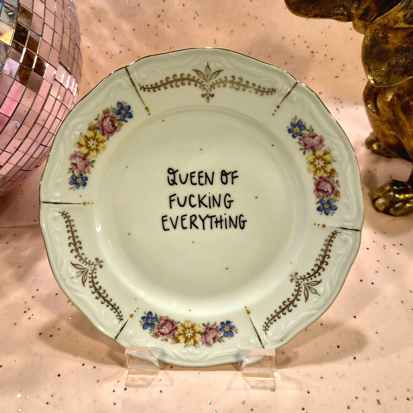 Queen of fucking everything Tallerken
