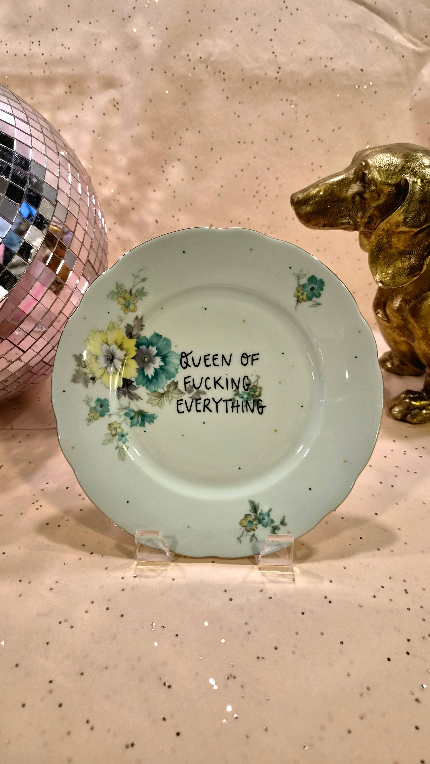 Queen of fucking everything Tallerken