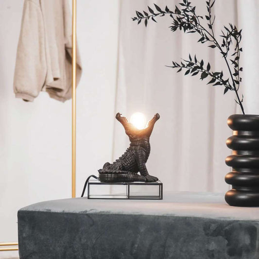 croc-lamp_79fa413f84a59a553da0e0ad6ebd1aeb.jpg